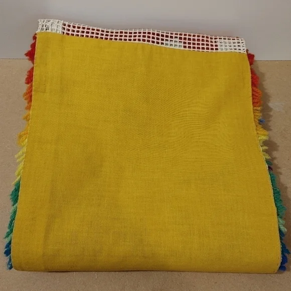 𝅺VINTAGE Rainbow Kitty Rug/Hanging - Picture 7 of 7